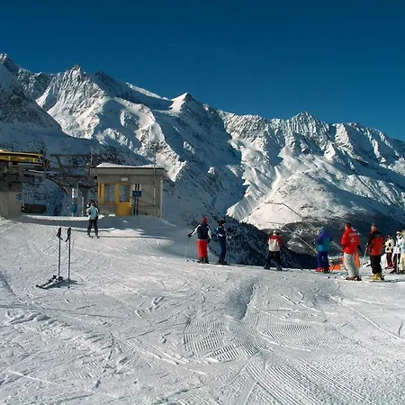 Διαμέρισμα Flora *