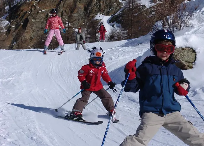 Flora شقة ساس-الماغيل